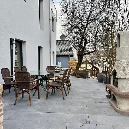 Backstage, Stylische Mit Whirlpool Apartmán *