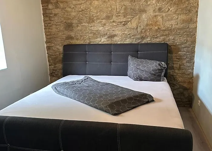 Backstage, Stylische Mit Whirlpool * Dahlem (Euskirchen)