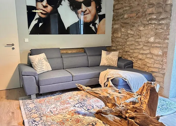 Backstage, Stylische Mit Whirlpool